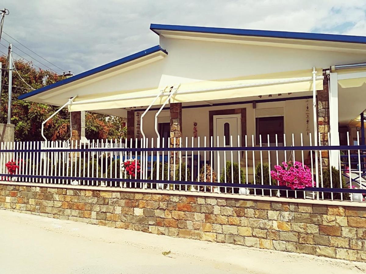 Villa Blue House Nea Kallikrateia Luaran gambar